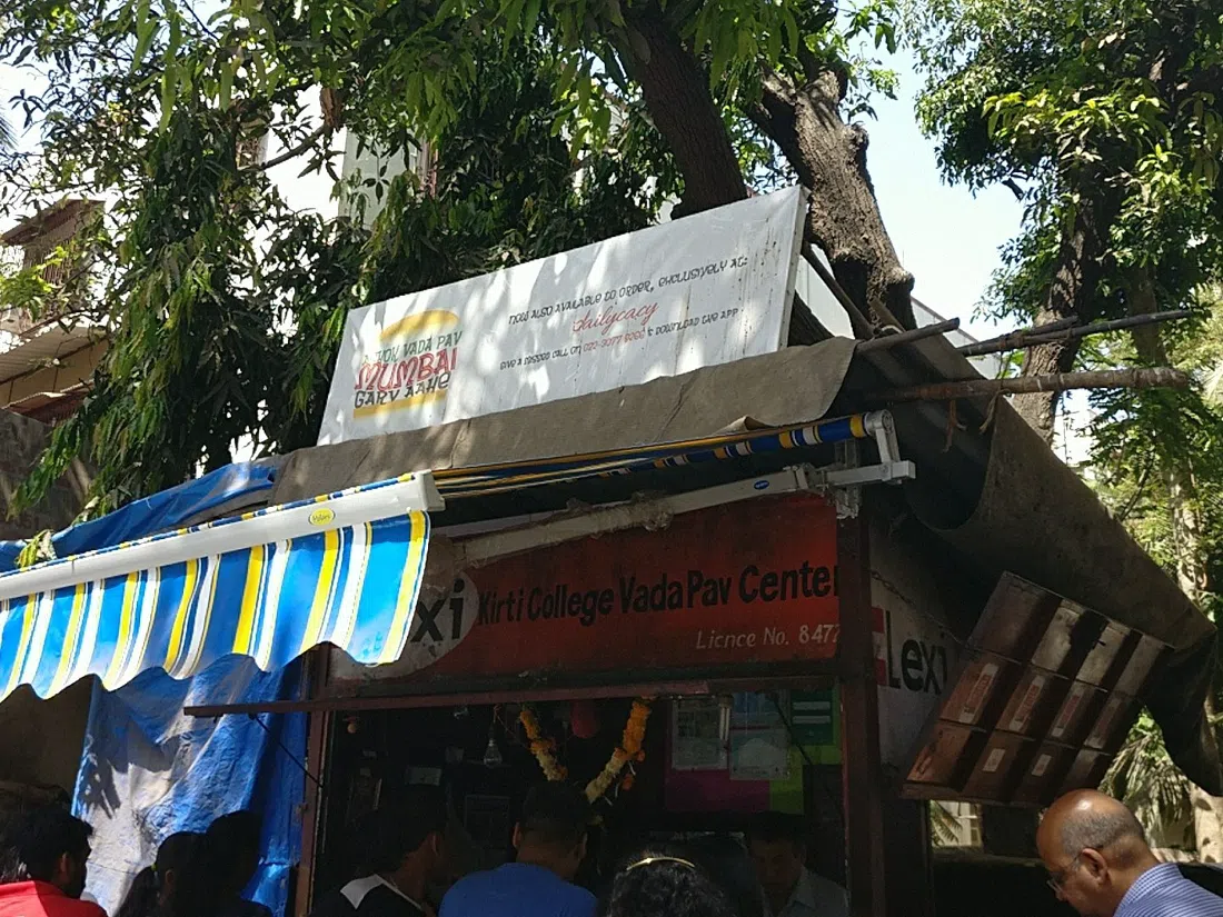 Ashok Vada Pav, Mumbai